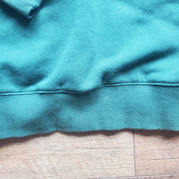 Ireland Crew Neck - Picture 3 of 6